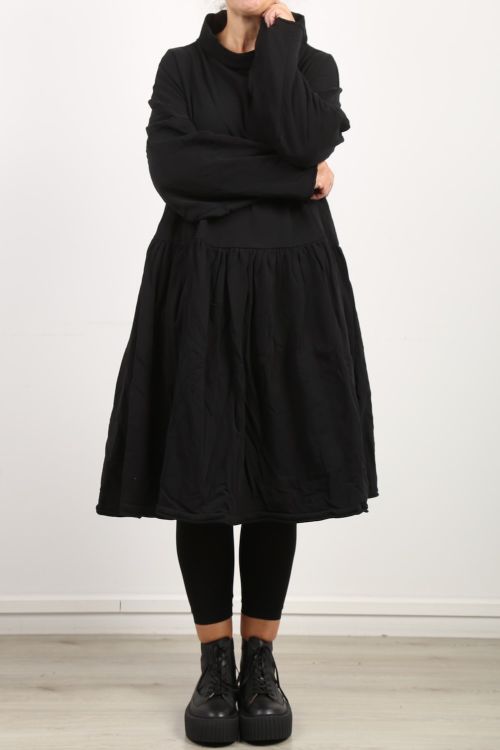 rundholz dip - Kleid mit gerüschtem Rockteil Sweaterstoff Oversize black
