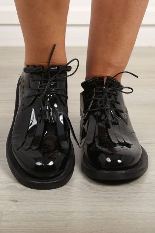 rundholz - Low shoes Budapest style with strap patent leather black - Winter 2023