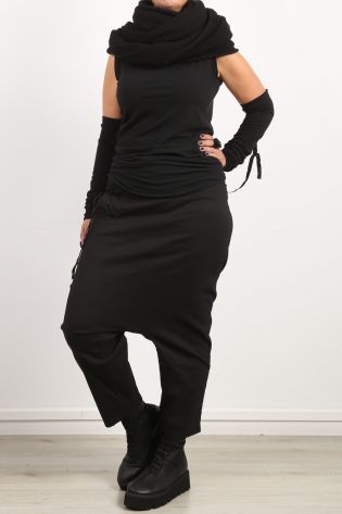 rundholz dip - Pants with many pockets and wider trouser leg Stretch black - Winter 2023