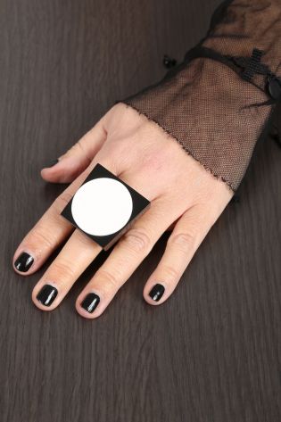 monies - Ring LAUREL polyester leather black white