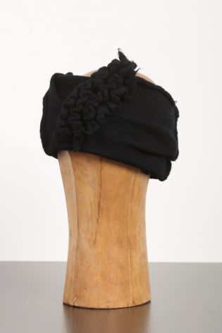 rundholz black label - Mütze Kragen mit Rüschen gekochte Wolle black